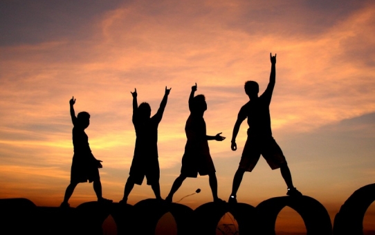 Η μετάβαση από την παιδική ηλικία στην εφηβική