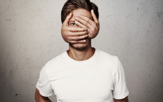 Έφηβος και ντροπαλότητα