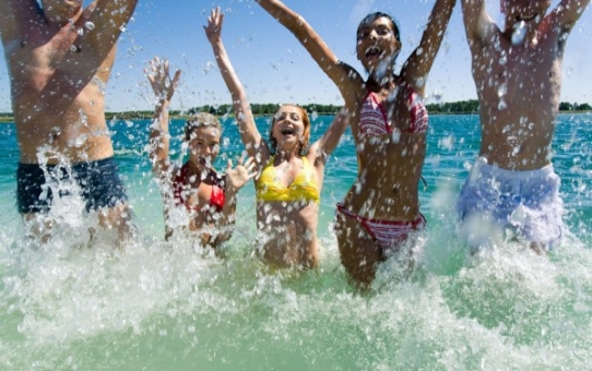 Έφηβοι, καλοκαίρι και ελευθερία