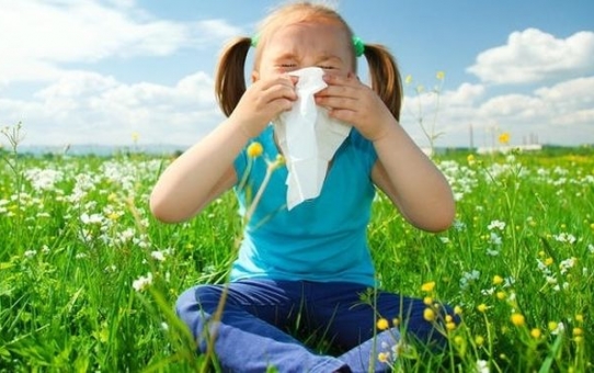 Γιατί αρρωσταίνουν τα παιδιά την Άνοιξη;